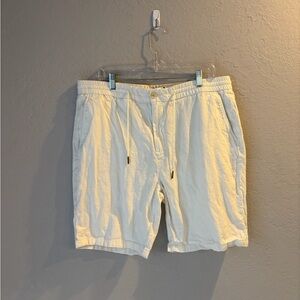 Scotch & Soda Cream Flat Front Shorts